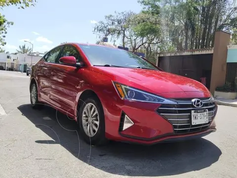 Hyundai Elantra GLS usado (2019) color Rojo precio $245,000