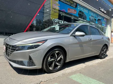 Hyundai Elantra Limited Tech Navi Aut usado (2022) color Gris precio $299,000