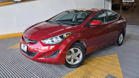Hyundai Elantra GLS Premium Aut usado (2016) color Rojo financiado en mensualidades(enganche $23,490)