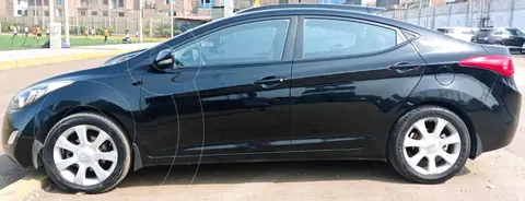 Hyundai Elantra  GLS 1.6L Aut usado (2012) color Negro precio u$s13,000
