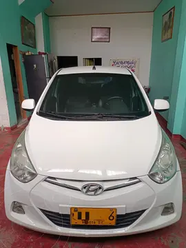 Hyundai EON 0.8 usado (2015) color Blanco precio $27.000.000