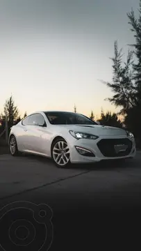 Hyundai Genesis Coupe 2.0 T (275Cv) usado (2013) color Blanco precio u$s22.000