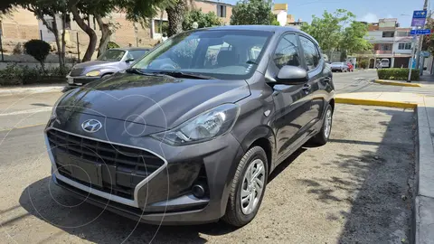 Hyundai Grand i10 Hatch Comfort 1.0L usado (2023) color Gris precio u$s10,990