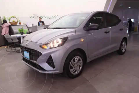 Hyundai Grand i10 Hatchback GL usado (2023) color Plata financiado en mensualidades(enganche $44,280 mensualidades desde $4,700)