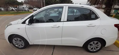 Hyundai Grand i10 Sedan 1.2L GL AV usado (2018) color Blanco precio $7.550.000