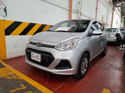 Hyundai Grand i10 Sedan GLS usado (2016) color Plata precio $135,500