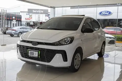 Hyundai Grand i10 Sedan GL usado (2024) color Blanco financiado en mensualidades(enganche $66,210 mensualidades desde $4,315)