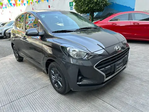 Hyundai Grand i10 Sedan GL MID usado (2023) color Gris precio $235,000