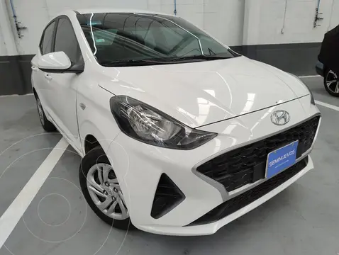 Hyundai Grand i10 Sedan GL MID Aut usado (2023) color Blanco precio $248,800