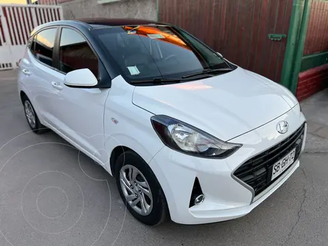 Hyundai Grand i10 1.2 GLS usado (2022) color Blanco precio $8.600.000