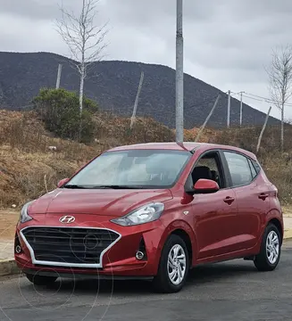 Hyundai Grand i10 1.2L GLS usado (2022) color Rojo precio $9.900.000