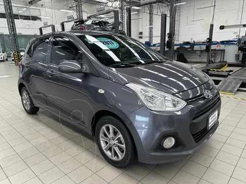 Hyundai Grand i10 GLS Aut usado (2017) color Gris precio $195,000