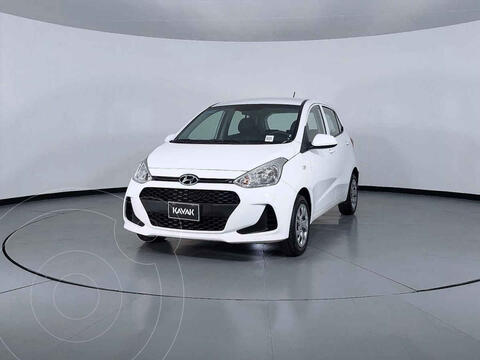Hyundai Grand i10 MID usado (2020) color Blanco precio $206,999