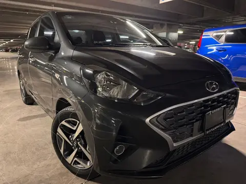 Hyundai Grand i10 GLS Aut usado (2022) color Gris precio $229,900