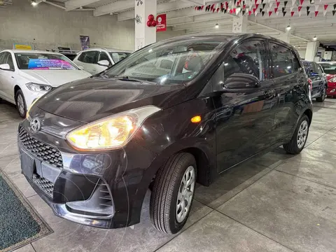 Hyundai Grand i10 GL usado (2020) color Negro financiado en mensualidades(enganche $50,412 mensualidades desde $3,857)
