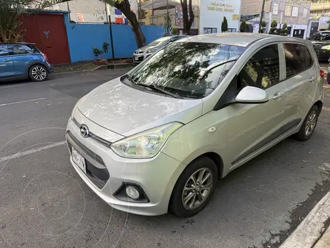 Hyundai Grand i10 GLS usado (2015) color Gris precio $139,000