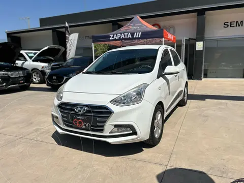 Hyundai Grand i10 GLS usado (2018) color Blanco precio $215,000