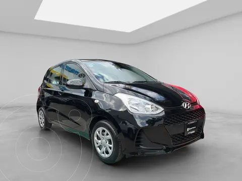Hyundai Grand i10 GL MID Aut usado (2020) color Negro precio $200,000