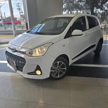 Hyundai Grand i10 GLS Aut usado (2020) color Blanco financiado en mensualidades(enganche $62,675 mensualidades desde $4,793)