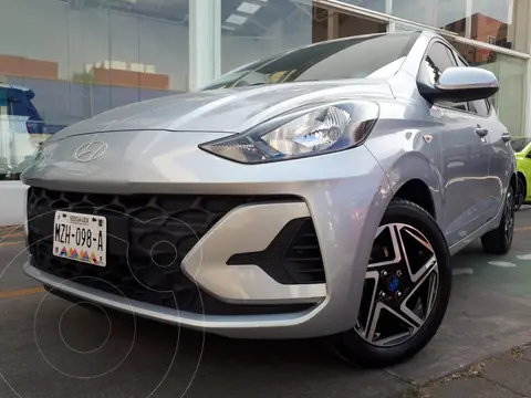 Hyundai Grand i10 GL Mid usado (2024) color plateado precio $249,000