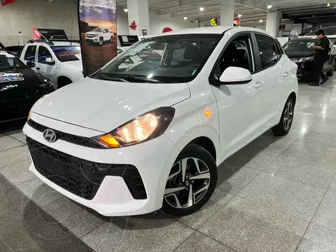 Hyundai Grand i10 GL Mid Aut usado (2024) color Blanco financiado en mensualidades(enganche $76,028 mensualidades desde $5,816)