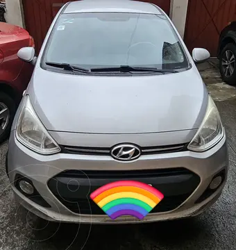 Hyundai Grand i10 GLS usado (2015) color Plata precio $120,000