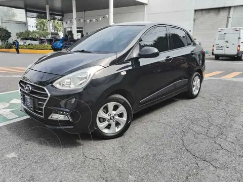 Hyundai Grand i10 GLS Aut usado (2020) color Negro precio $230,000