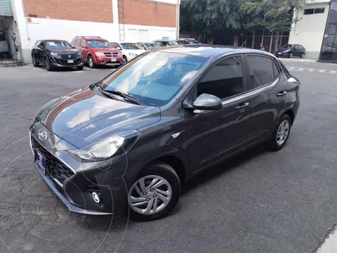 Hyundai Grand i10 MID usado (2022) color Gris precio $240,000