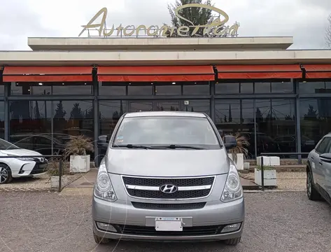 Hyundai H1 H1 2.5 CRDI 12 PAS usado (2015) color Gris precio u$s33.000