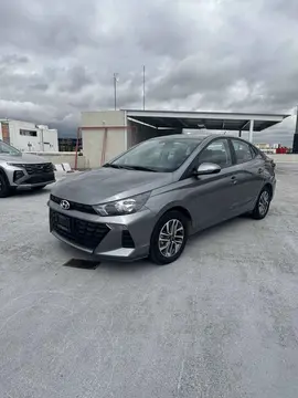 Hyundai HB20 Sedan GL Aut usado (2023) color Gris precio $280,000