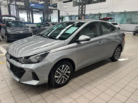 Hyundai HB20 GL Mid usado (2023) color plateado precio $275,000