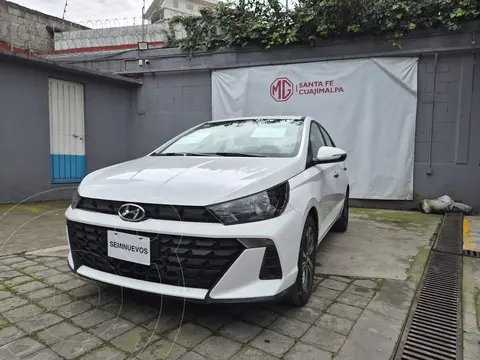 Hyundai HB20 GL Mid Aut usado (2024) color Blanco precio $304,900