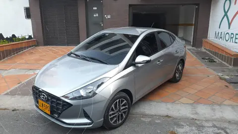 Hyundai HB20S Advance Aut usado (2023) color Plata precio $70.000.000