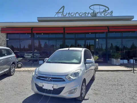 Hyundai i10 I 10 1.2 GLS SEGURIDAD L/11 usado (2015) color Gris precio $3.300.000