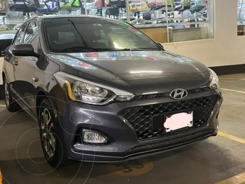 Hyundai i20 Active  1.4L Active Sport usado (2012) color Plata precio $12,000