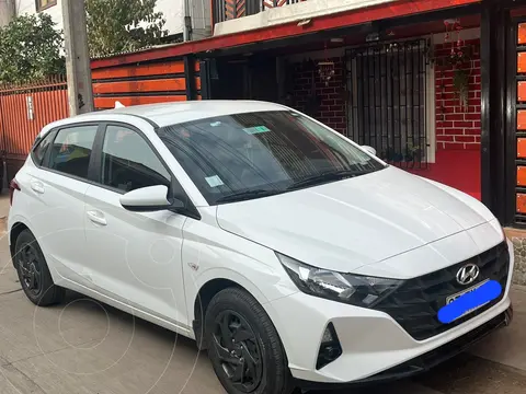 Hyundai i20 1.4L Plus usado (2023) color Blanco precio $12.000.000