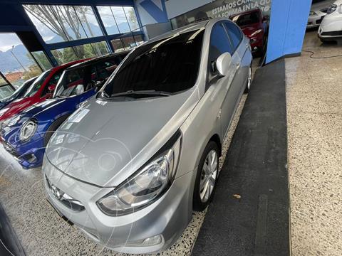 Hyundai i25 1.6 usado (2013) color Plata financiado en cuotas(anticipo $5.000.000 cuotas desde $950.000)