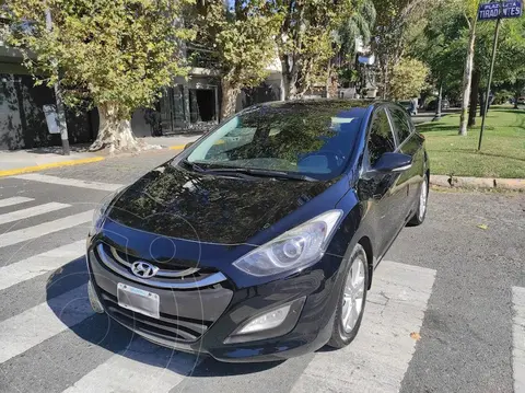 Hyundai i30 I 30 1.8 GLS SEGURIDAD FULL AUT usado (2014) color Negro precio u$s12.000