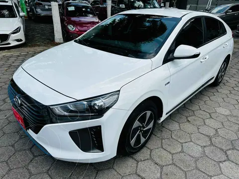 Hyundai Ioniq GLS Premium usado (2018) color Blanco financiado en mensualidades(enganche $79,250 mensualidades desde $5,845)