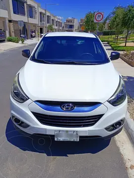 Hyundai ix 35 GLS Aut usado (2015) color Blanco precio $220,000