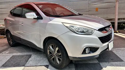 Hyundai ix 35 GLS Premium Aut usado (2015) color plateado precio $160,000