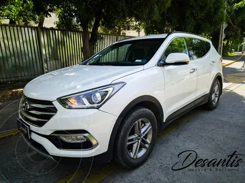 Hyundai Santa Fe 2.4L GLS 4x2 usado (2018) color Blanco precio $15.870.000