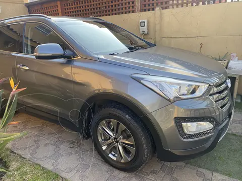 Hyundai Santa Fe 2.4 GLS 4x2 Aut usado (2015) color Gris precio $12.500.000