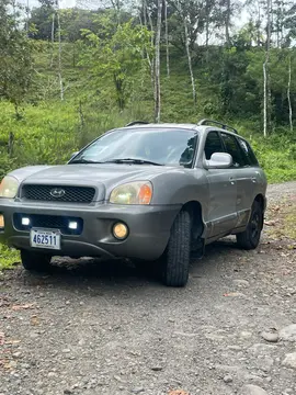 Hyundai Santa Fe Limited Tech usado (2002) color Gris precio ₡3 450 000