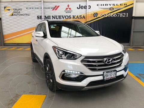 Hyundai Santa Fe Sport 2.0L usado (2017) color Blanco precio $420,000