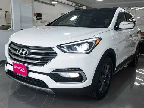 Hyundai Santa Fe Sport 2.0L Turbo usado (2017) color Blanco precio $440,000