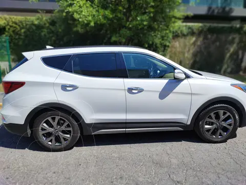 Hyundai Santa Fe Sport 2.0L Turbo usado (2017) color Blanco Perla precio $290,000