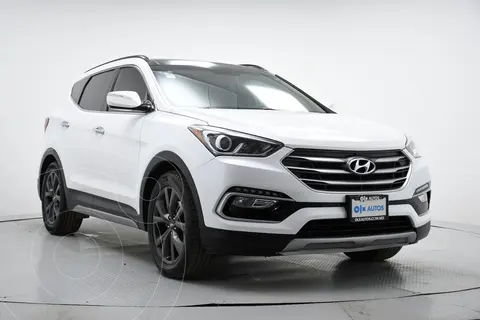 Hyundai Santa Fe Sport 2.0L Turbo usado (2018) color Blanco financiado en mensualidades(enganche $92,000 mensualidades desde $7,237)