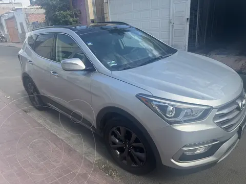 Hyundai Santa Fe Sport 2.0L Turbo usado (2018) color Plata precio $425,000