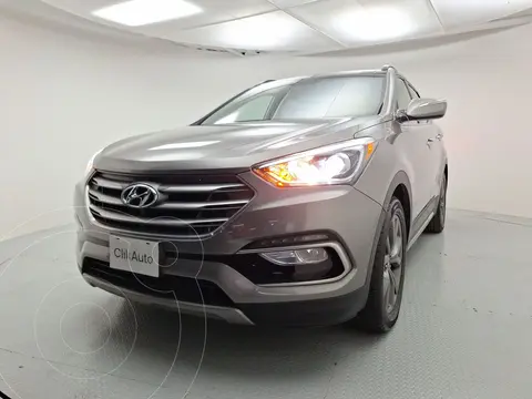 Hyundai Santa Fe Sport 2.0L usado (2017) color Gris precio $391,680